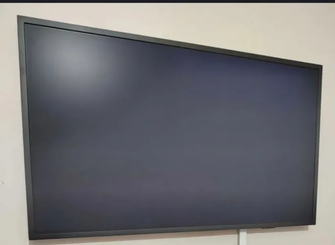 Vendo Samsung Smart TV 32" QLED The Frame, Tela Matte, Suporte de parede incluso<br>
