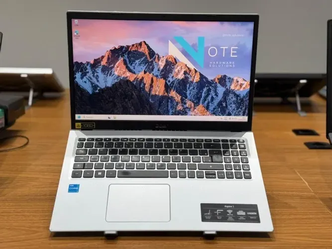 Notebook Acer Aspire 3 i3-1115G4 8GB 256GB SSD 15.6" FHD - GARANTIA
