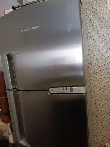 Vendo Geladeira Brastemp