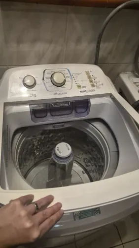 Máquina de Lavar Roupa - Electrolux 12 KG