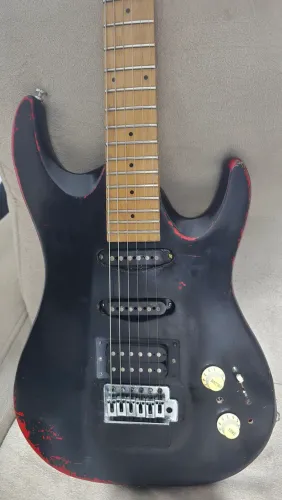 Vendo guitarra aero pro