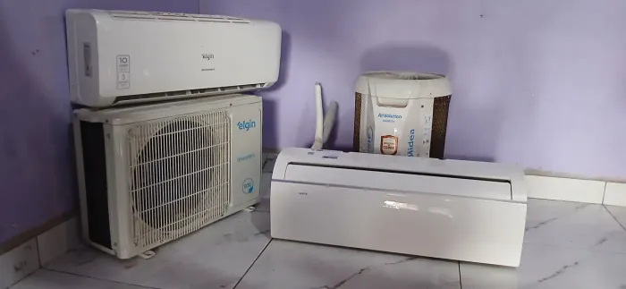Vendo 2 centrais semi-novas de 12 btus