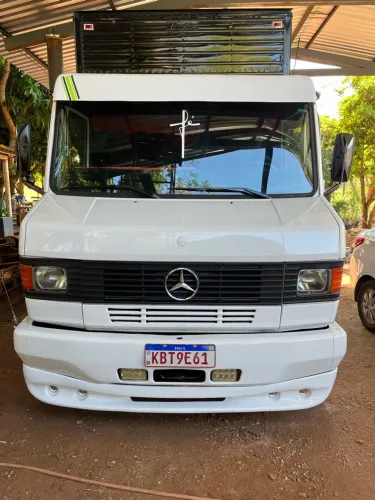 Caminhão 1114 3/4 trucado de fábrica