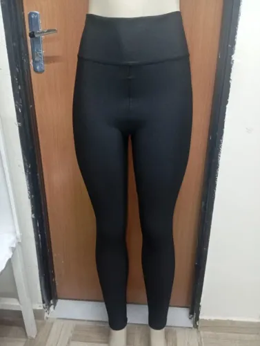Calça leg cintura alta