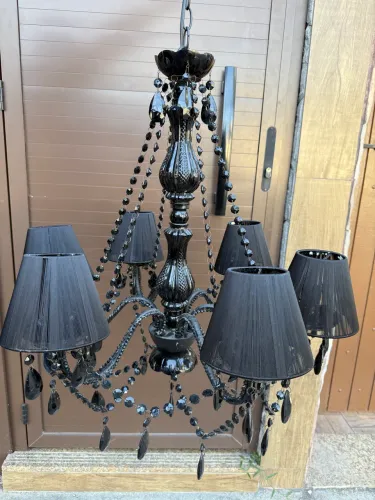 Lustre preto
