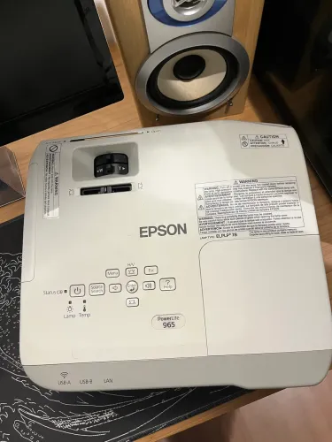 Projetor Epson Powerlite 965 HDMI, 3500 Lumens, XGA HD.