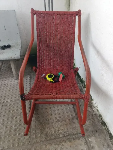 CADEIRA DE BALANÇO