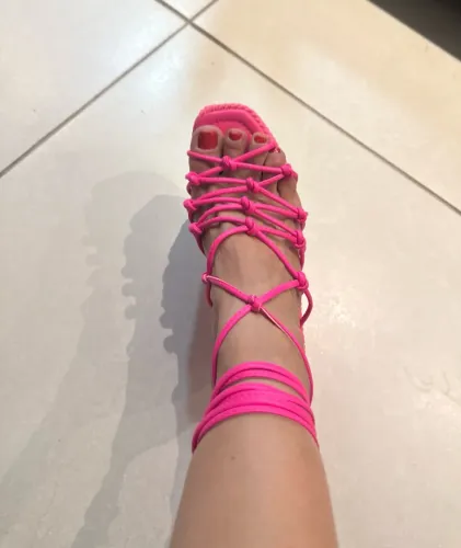 Sandália plataforma, anabela 36 rosa pink de amarração, marca lança perfume, nova 