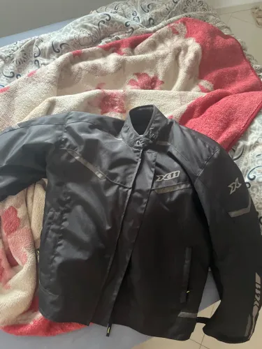 Vendo jaqueta de motoqueiro x11 no tamanho G