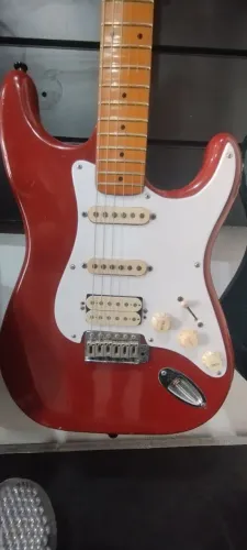 Guitarra Giannini Stratosonic Customizada