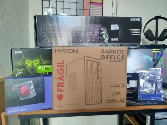 PC Gamer NOVO (Gabinete + Kit Teclado/Mouse/Mousepad + Wi-Fi) - Na Caixa!