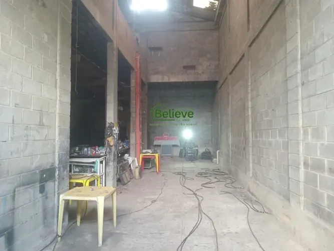 GALPÕES À VENDA EM ENGENHEIRO LEAL ? 500 M² POR R$ 450 MIL!