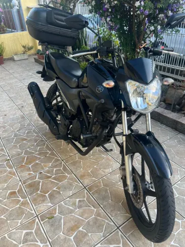 Factor 150 2023 Baixo KM