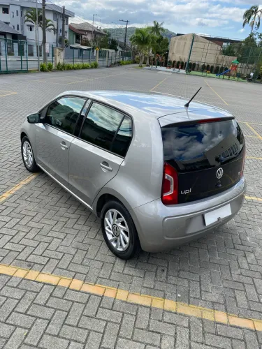 Volkswagen Up! Move 1.0 TSI Total Flex 12V 5P 2017