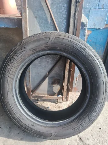 Pneu meia vida 175/65 R14 Goodyear