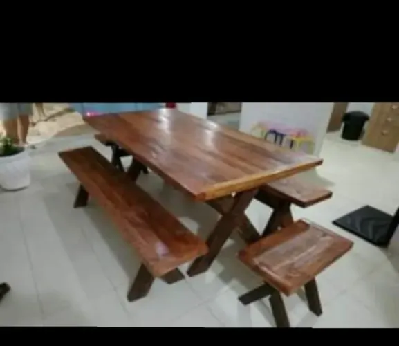 Mesa de madeira 