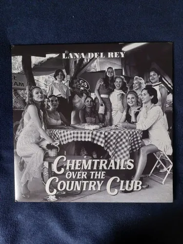 Lana Del Rey - Chemtrails Over the Country Club - Vinil/LP - Cinza