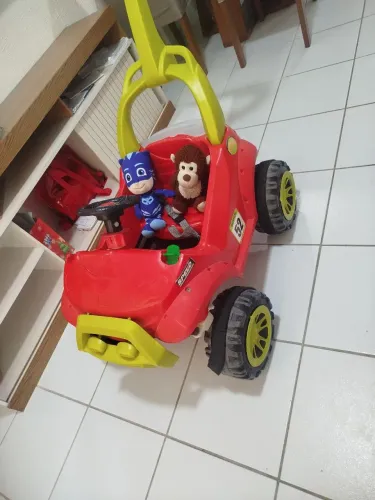 Carrinho de passeio com Pedal