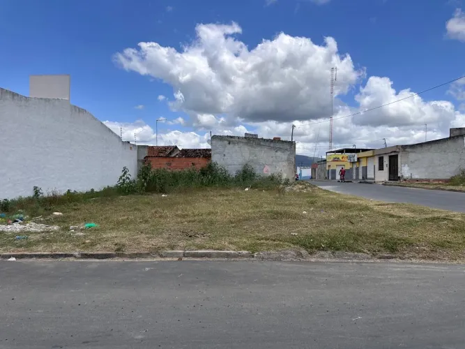 Vende-se terreno 132m² no São Cristóvão - Itabaiana/SE ?