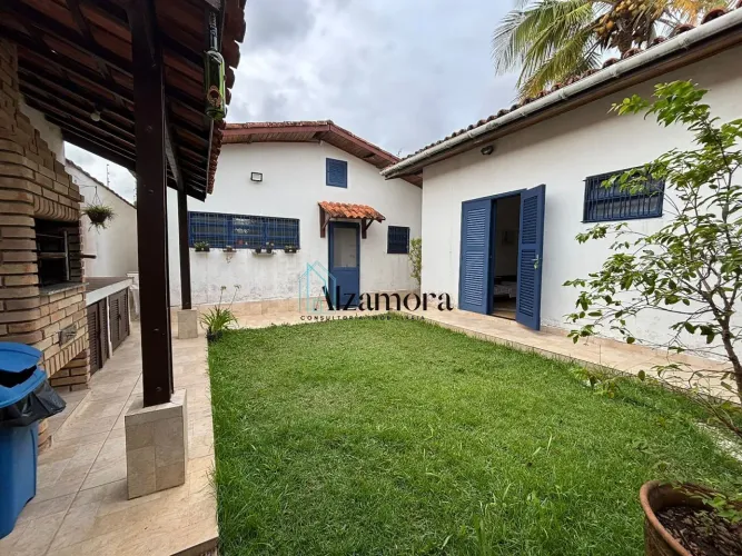 Casa em localização Privilegiada