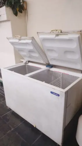 Freezer horizontal