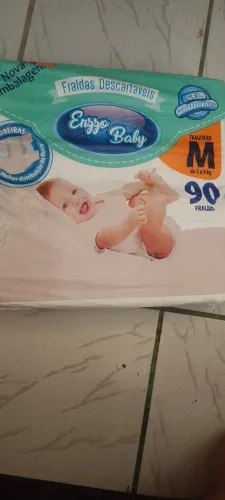Fraldas 90 unidades M