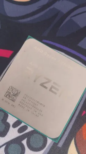 Ryzen 3 2200G
