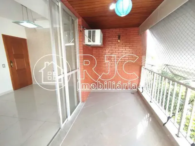 Apartamento à venda, varanda, 3 quartos, 2 vagas, 108 m², Tijuca - Rio de Janeiro - RJ