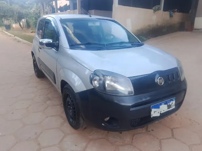 Fiat Uno Vivace 1.0 EVO Fire Flex 8V 3P 2012