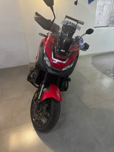 HONDA XADV