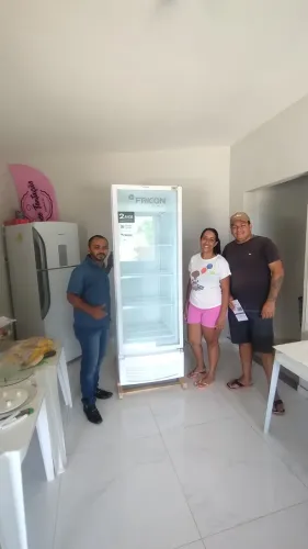 REFRIGERADOR VERTICAL 569 LITROS FRICON