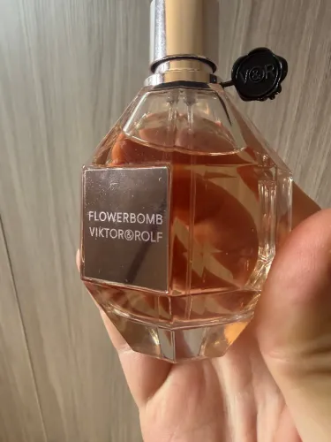 Flowebomb, Viktor & Rolf Eau de Parfum Spray 100 ml
