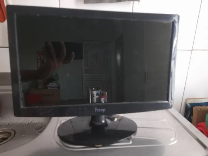 Monitor PCTOP slim 15.6 LED - apenas para utilização de peças