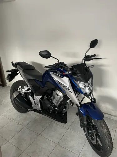 Honda CB 300f Twister Flex 2026