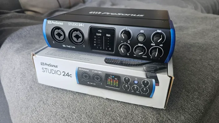 Interface de áudio PreSonus Studio 24c