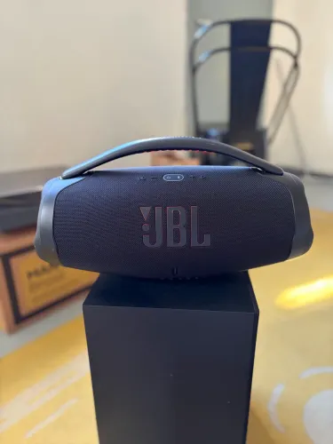 Jbl boombox 3 , muito nova