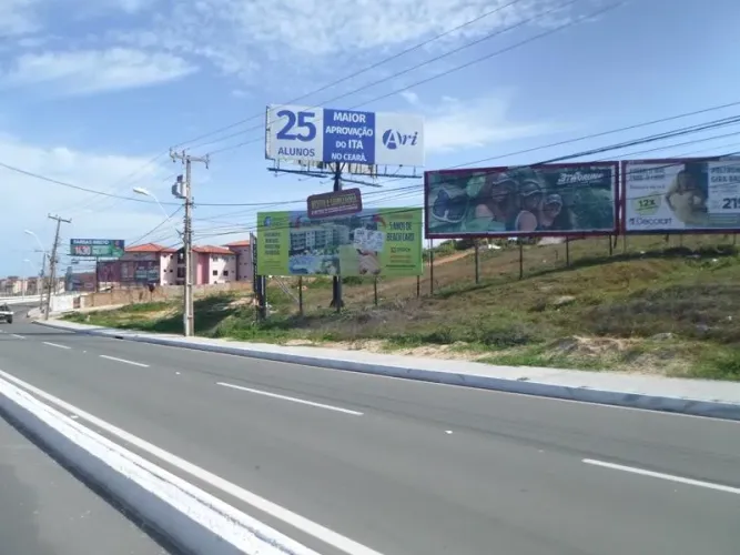 TERRENO para alugar na cidade de AQUIRAZ-CE