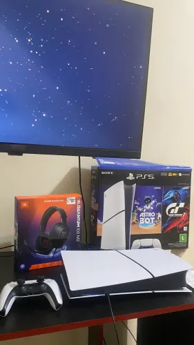 PS5 ESTADO NOVO (TROCO POR IPHONE 15) - NF E GARANTIA DE FÁBRICA