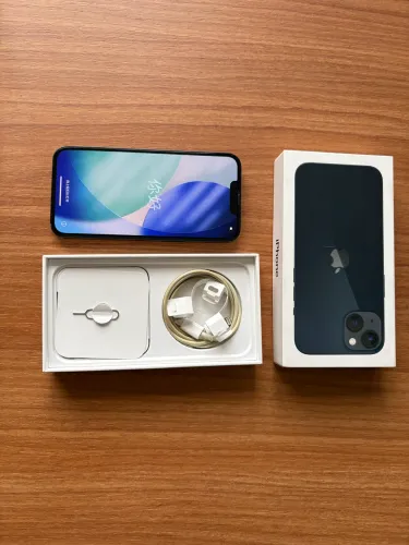 iPhone 13 128GB Preto