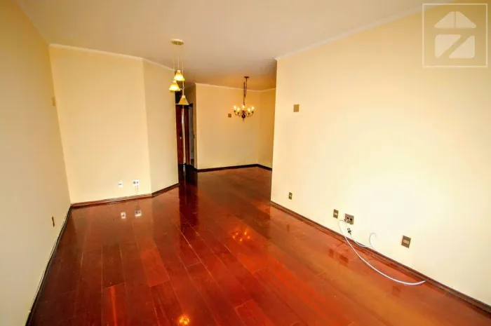 Apartamento à venda em Cambuí, Campinas - SP | Cód 18133