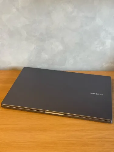 Notebook Samsung Book i3 11th
