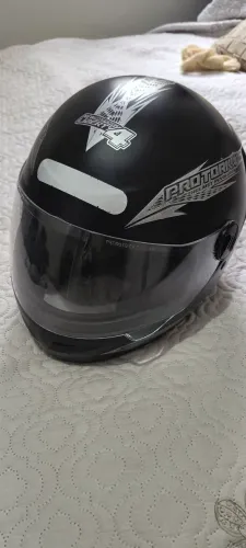 Capacete fechado
