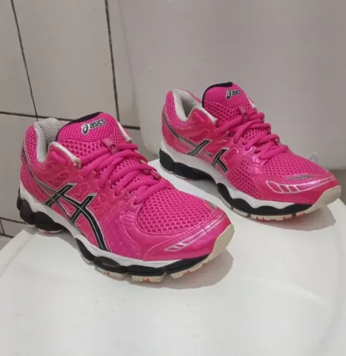 tenis asics nimbus 14 numero 37 (36-37) raridade usado ótimo estado