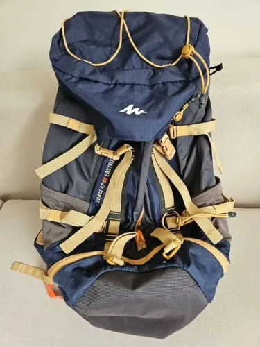 Mochila Trekking Quechua Forclaz Easyfit 50l
