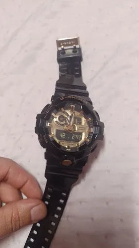 Relógio G-Shock Modelo 5522 GA-710GB usado 2 vezes R$550 aceito proposta *