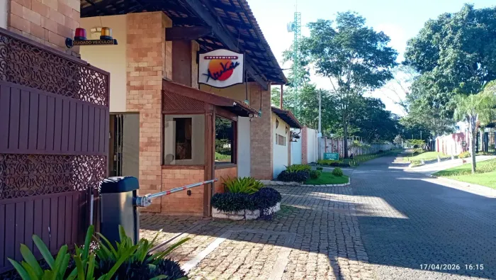 Chacara no condomínio alta vista