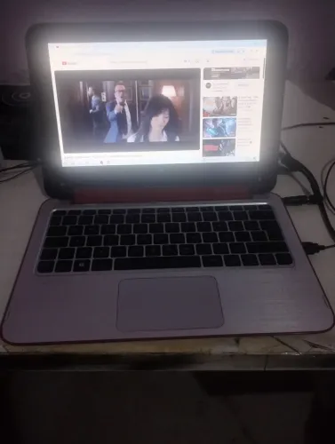 VENDO NOTEBOOK DA HP COM WEBCAM WI-FI SÓ 399,00 ACEITO CARTÃO ZAP *80