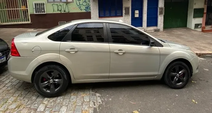Ford Focus Sedan 2.0 16v/2.0 16V Flex 4P 2010