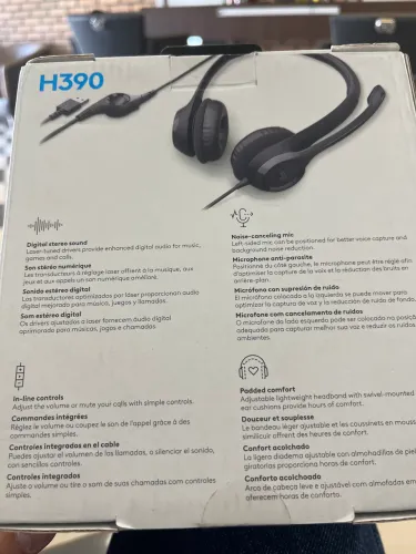 Fone com mic USB novo