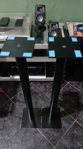 Pedestal caixas de som
